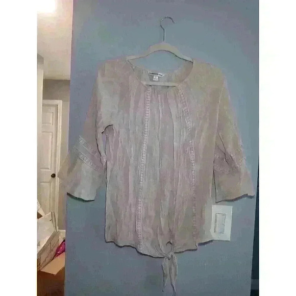 Women's Top by Fundamental Things Small 3/4 Sleeve Cream/Ivory Linen Type Fabric - Picture 2 of 7